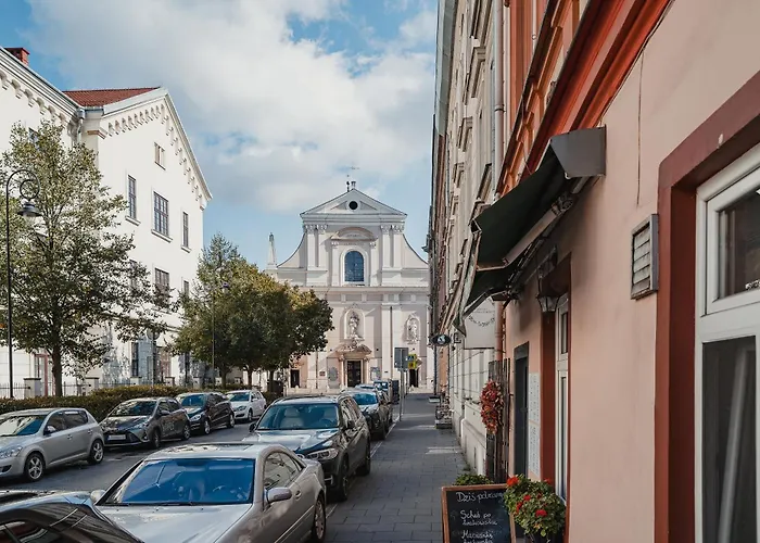 H11 Aparthotel Cracovia